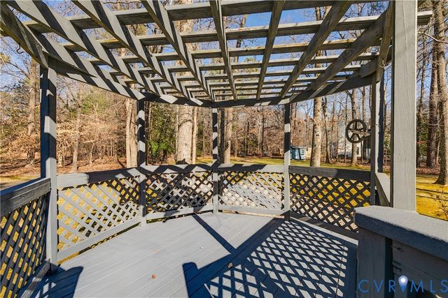 14747 Ramblewood Dr, Chester, VA 23836