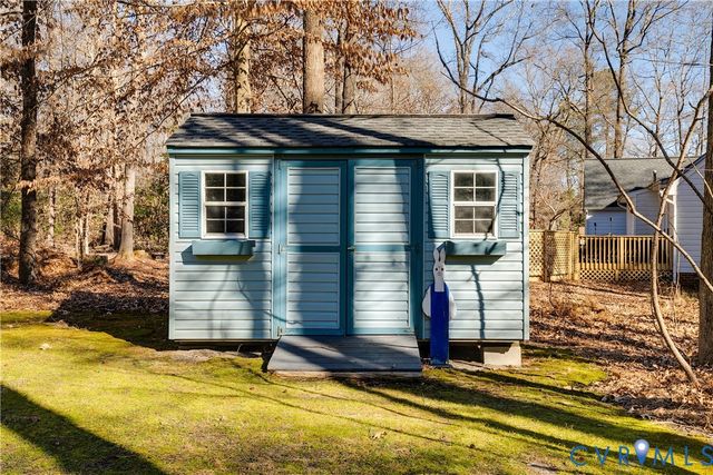 14747 Ramblewood Dr, Chester, VA 23836