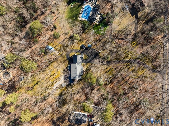 14747 Ramblewood Dr, Chester, VA 23836