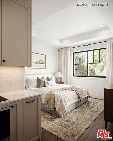 8004 El Manor Avenue, Los Angeles, CA 90045