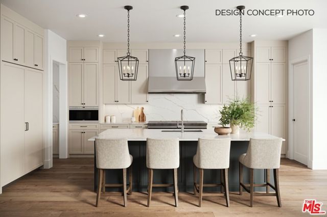 8004 El Manor Avenue, Los Angeles, CA 90045