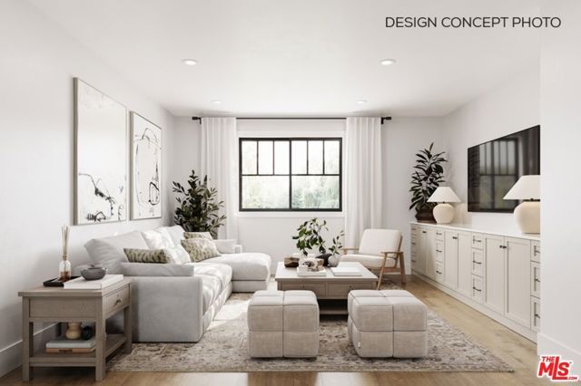 8004 El Manor Avenue, Los Angeles, CA 90045