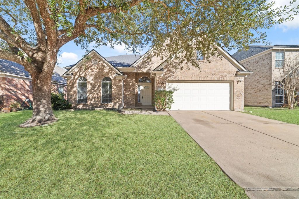 18510 Lodgepole Pine Street, Cypress, TX 77429