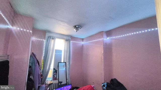 5330 LESHER ST, Philadelphia, PA 19124