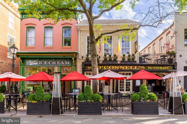 215 MONTGOMERY STREET, Alexandria, VA 22314