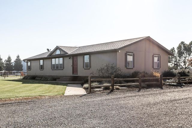 18041 Seidner Ave, Escalon, CA 95320