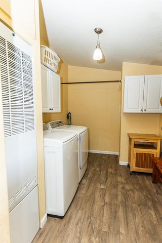 18041 Seidner Ave, Escalon, CA 95320