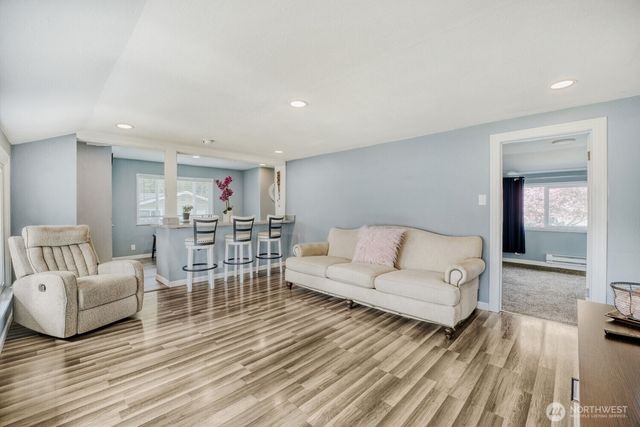 908 9th Street NE, Auburn, WA 98002