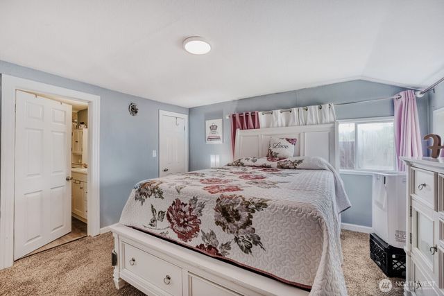 908 9th Street NE, Auburn, WA 98002