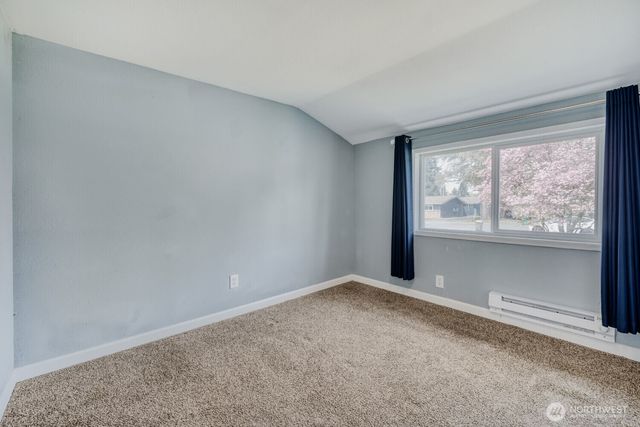 908 9th Street NE, Auburn, WA 98002