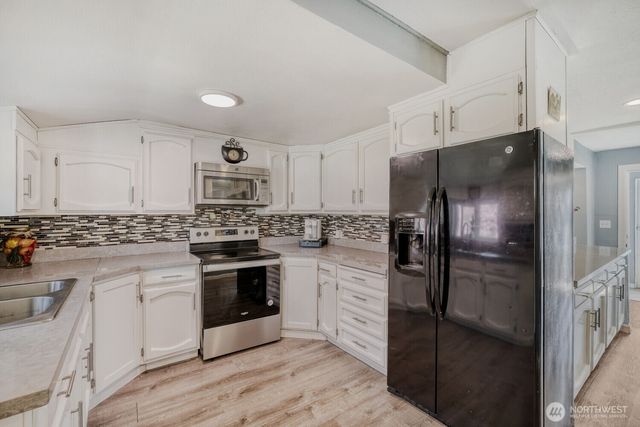 908 9th Street NE, Auburn, WA 98002