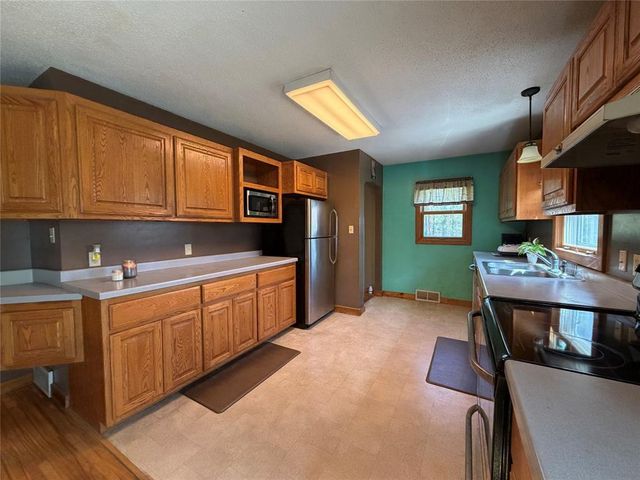 10507 Hamblin Street, Hayward, WI 54843