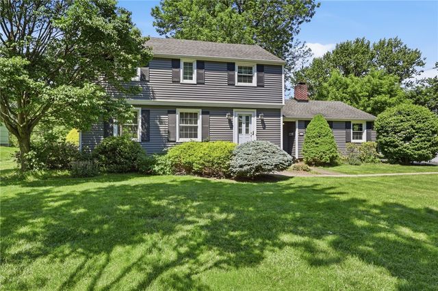 25 Maryvale Drive, Webster, NY 14580