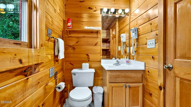 208 Moose Ridge Way, Pigeon Forge, TN 37863