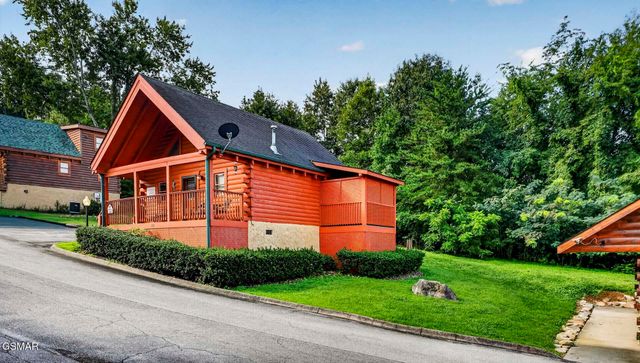 208 Moose Ridge Way, Pigeon Forge, TN 37863