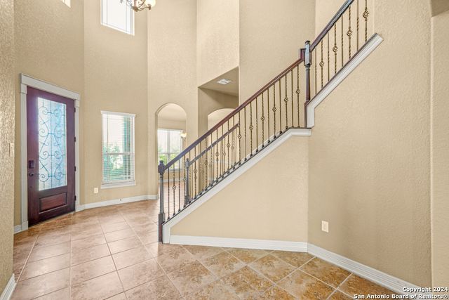 8219 HIGH NOON WAY, San Antonio, TX 78254