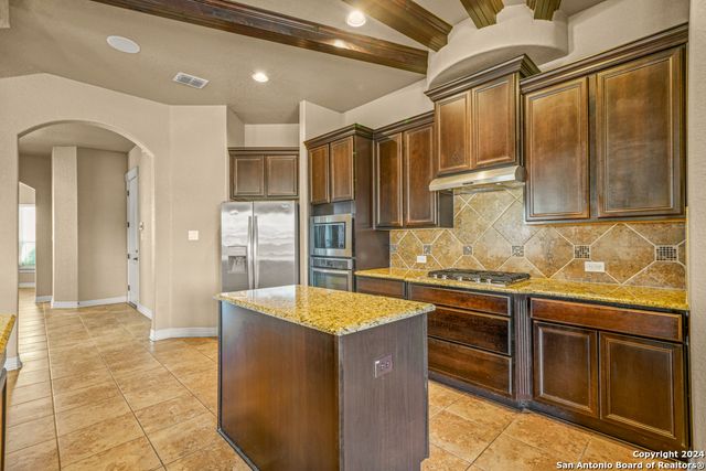8219 HIGH NOON WAY, San Antonio, TX 78254