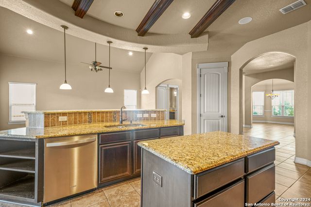8219 HIGH NOON WAY, San Antonio, TX 78254