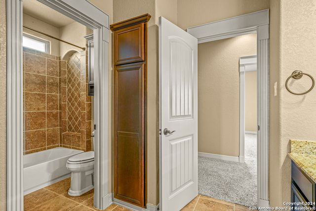8219 HIGH NOON WAY, San Antonio, TX 78254