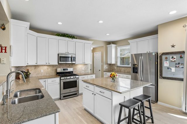 8410 Lexington Court, Rowlett, TX 75089