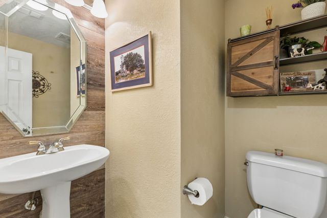 8410 Lexington Court, Rowlett, TX 75089