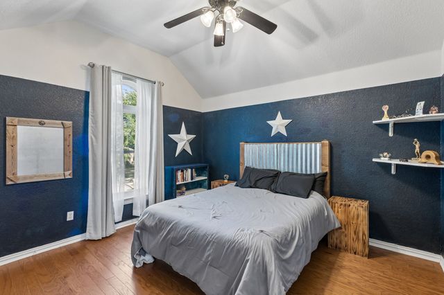 8410 Lexington Court, Rowlett, TX 75089