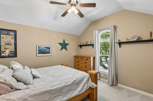 8410 Lexington Court, Rowlett, TX 75089