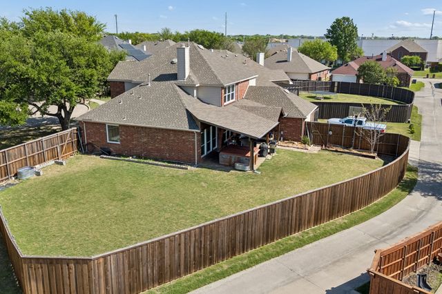 8410 Lexington Court, Rowlett, TX 75089