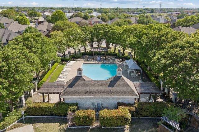 8410 Lexington Court, Rowlett, TX 75089