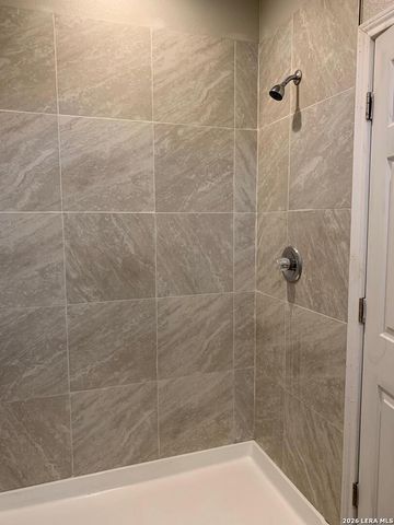 645 N SAN FELIPE AVE, San Antonio, TX 78228