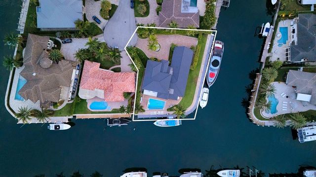 2593 SE 9th Street, Pompano Beach, FL 33062