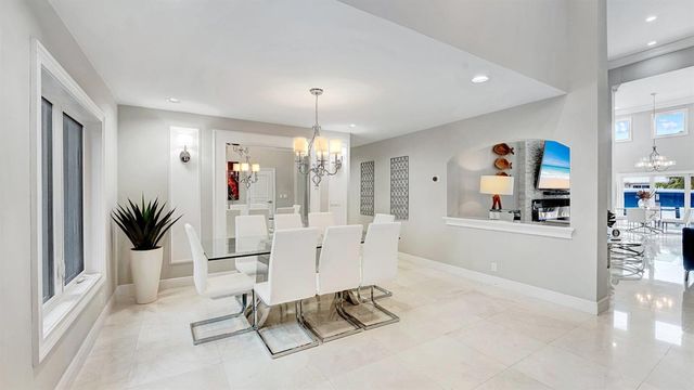 2593 SE 9th Street, Pompano Beach, FL 33062