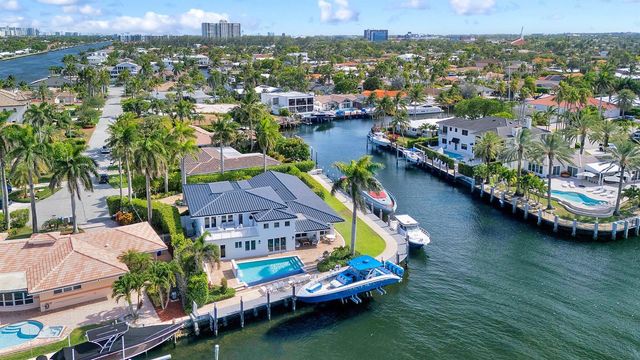 2593 SE 9th Street, Pompano Beach, FL 33062