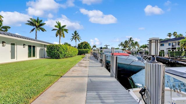 2593 SE 9th Street, Pompano Beach, FL 33062