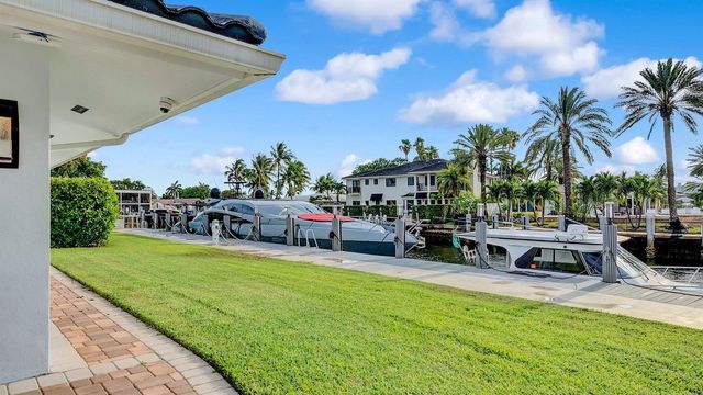 2593 SE 9th Street, Pompano Beach, FL 33062