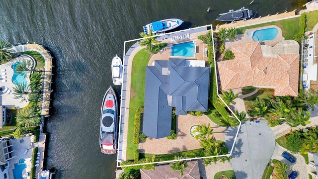 2593 SE 9th Street, Pompano Beach, FL 33062