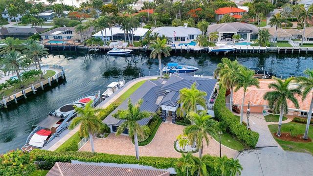 2593 SE 9th Street, Pompano Beach, FL 33062