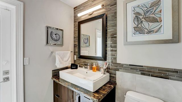 2593 SE 9th Street, Pompano Beach, FL 33062