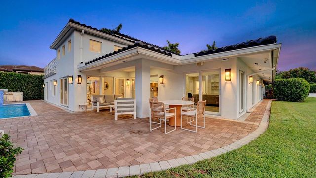 2593 SE 9th Street, Pompano Beach, FL 33062
