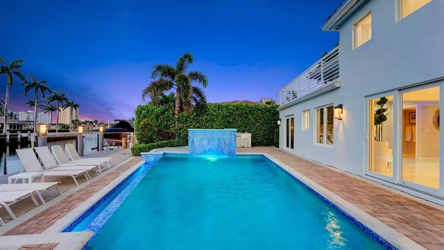 2593 SE 9th Street, Pompano Beach, FL 33062