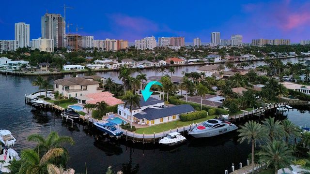 2593 SE 9th Street, Pompano Beach, FL 33062