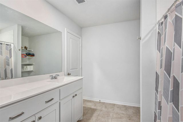 2920 Manu Street, Fort Worth, TX 76123