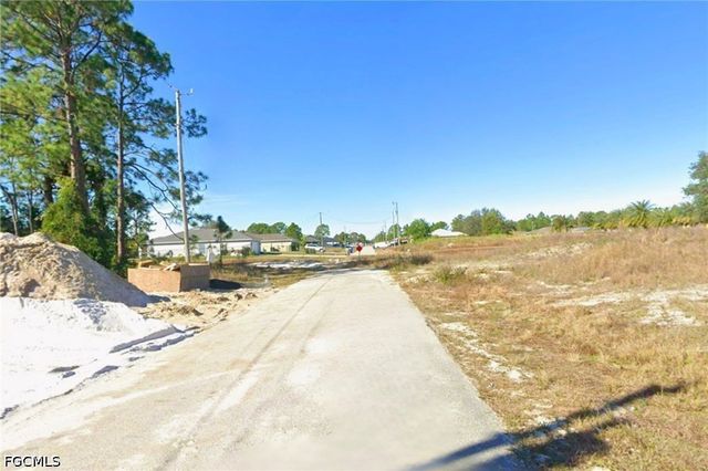 3418 36th ST SW, Lehigh Acres, FL 33976