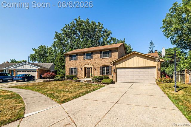 15569 Penn Drive, Livonia, MI 48154