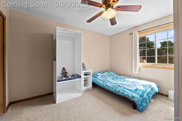 15569 Penn Drive, Livonia, MI 48154