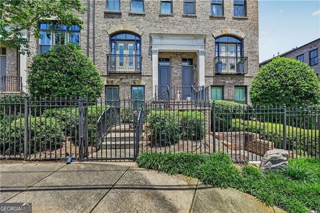 35 Honour Avenue NW, Atlanta, GA 30305