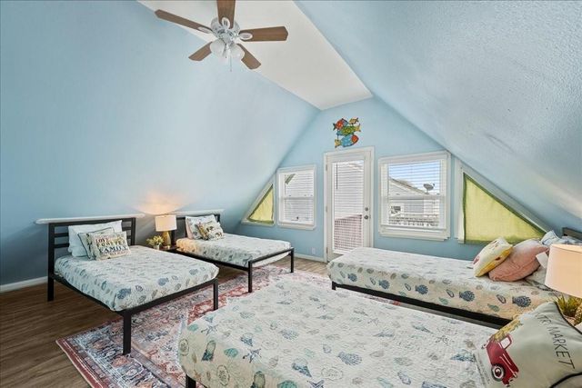 21319 Gulf Drive, Galveston, TX 77554