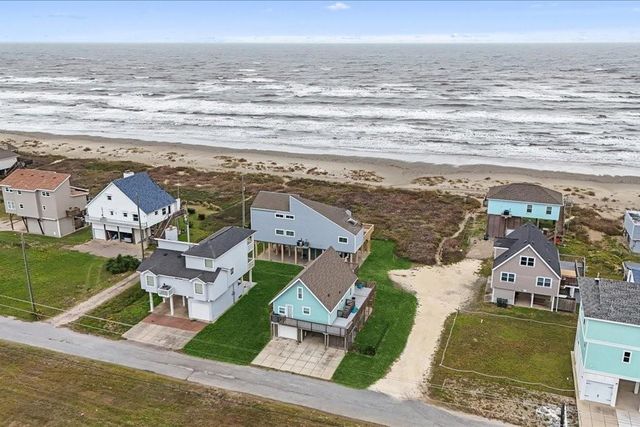 21319 Gulf Drive, Galveston, TX 77554