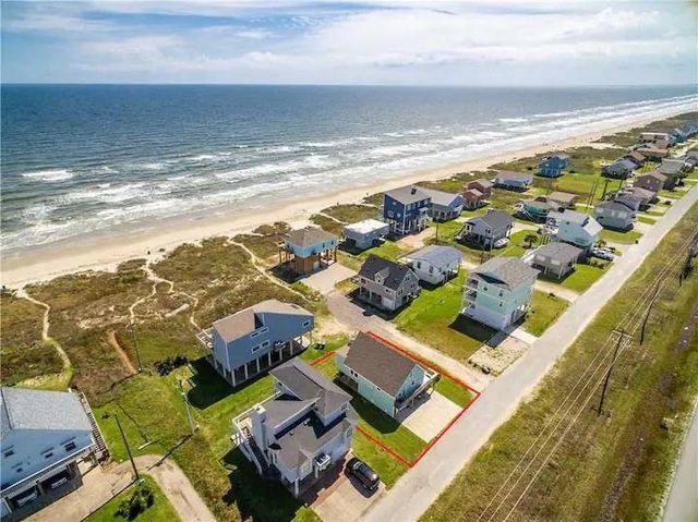 21319 Gulf Drive, Galveston, TX 77554