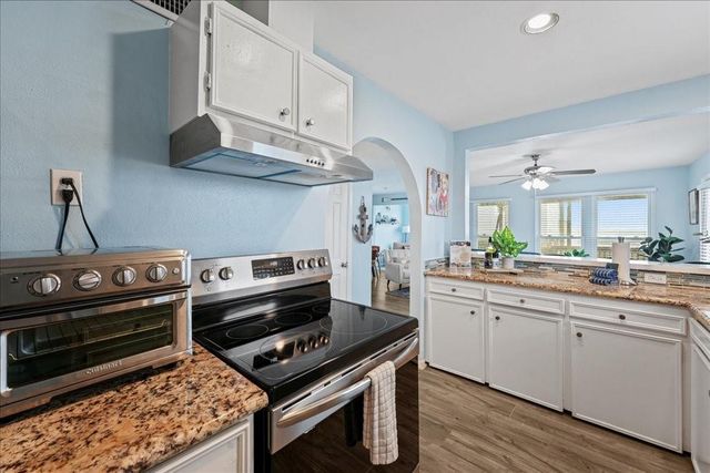 21319 Gulf Drive, Galveston, TX 77554